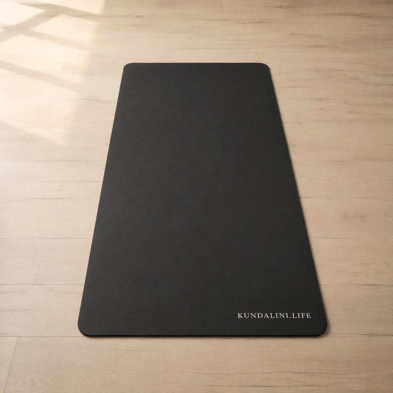 Natural rubber mat